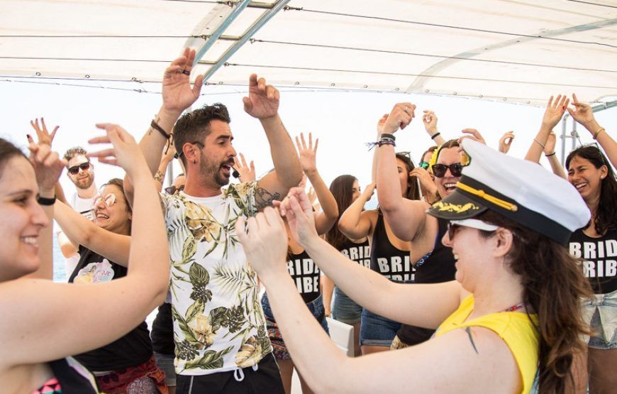 Despedidas en Catamarán – Fiesta a bordo en Málaga
