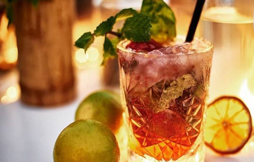 Pack Despedida en Ibiza | Taller Cócteles + Cena Premium Ibicenca y Show