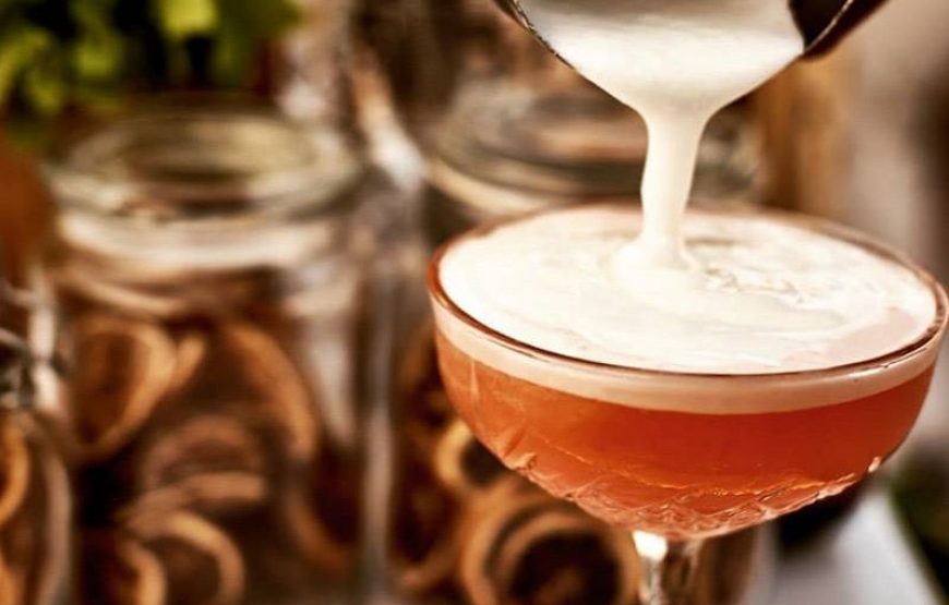 Pack Despedida en Ibiza | Taller Cócteles + Cena Premium Ibicenca y Show