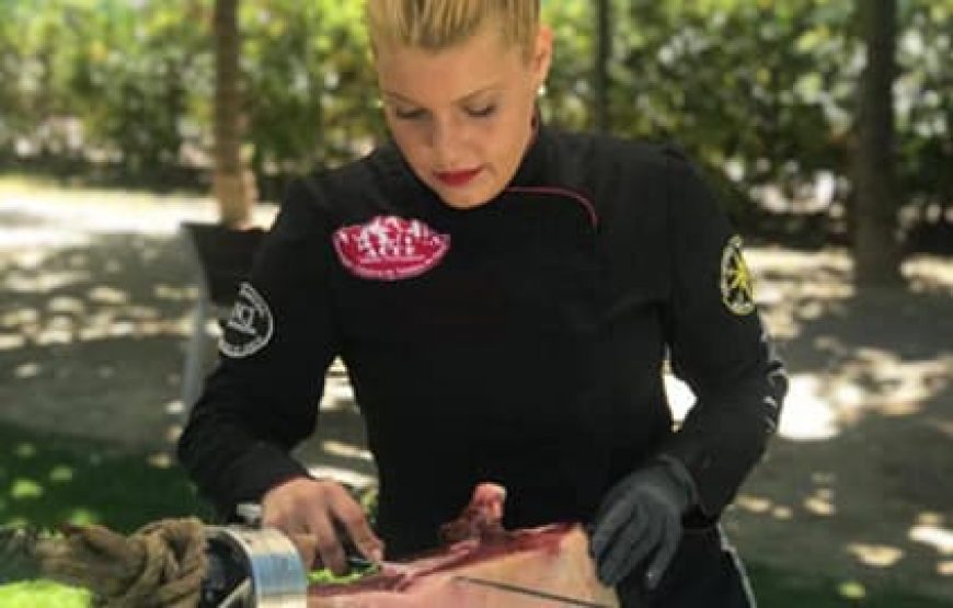 Professional ham cutter for events