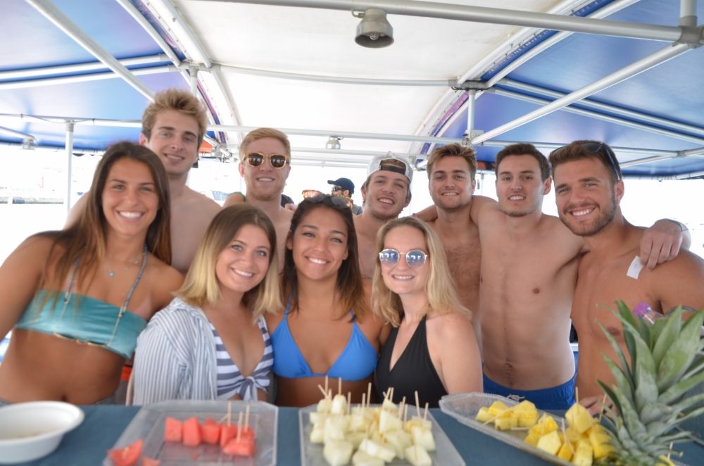 Boat party with animation - Alicante port - Start 2pm