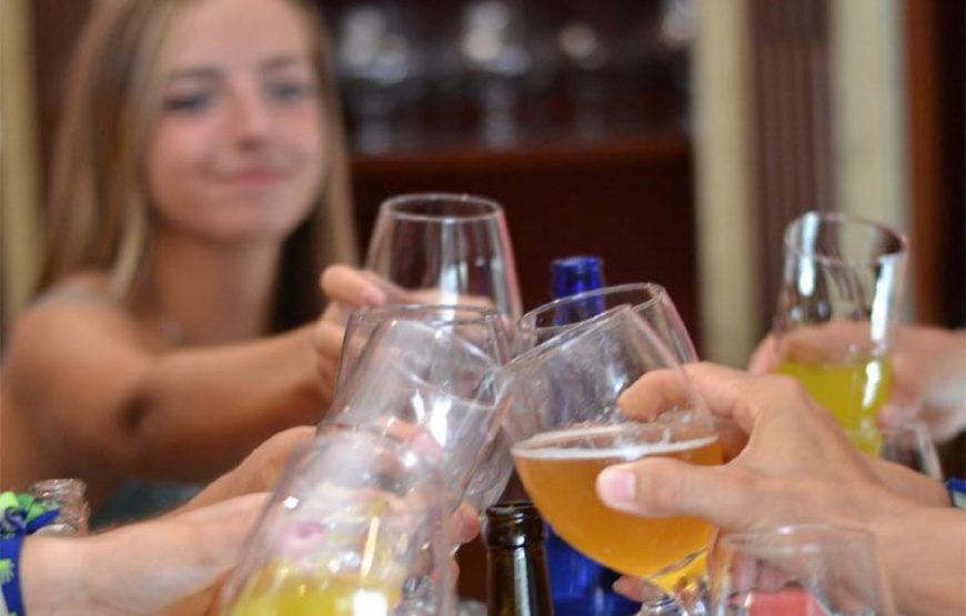 Cena y espectáculo privado de boy o estriper – Sevilla