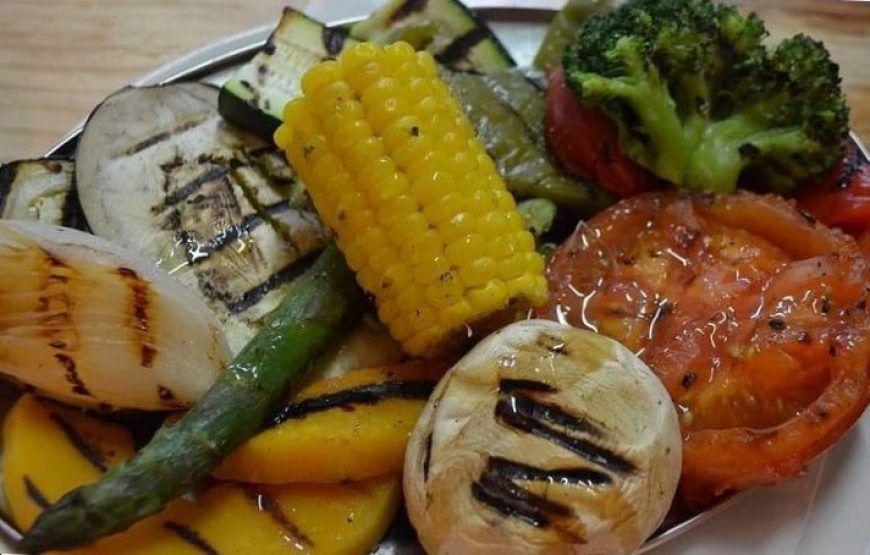 Cena Premium y Espectáculo privado de estríper o boy en Ses Figueretes