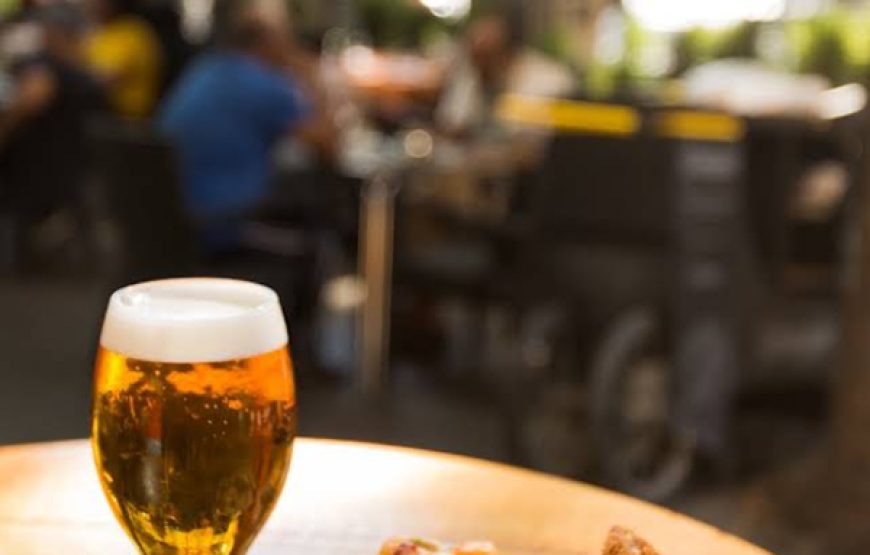 Bold Plan at Sala Bagdad: Dinner and Show for Stag and Hen Parties